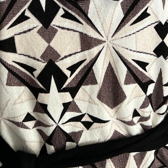 Red Career Wear Top Self Tie Customize Fit Tunic Neutral Colors Size Large - Picture 3 of 8